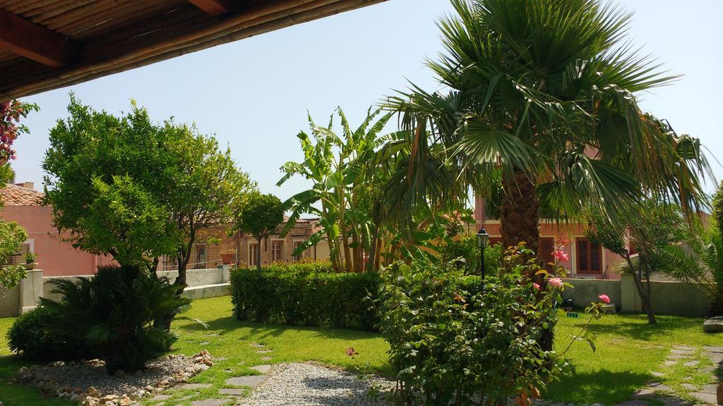 Bed and Breakfast L'Antico Borgo Милаццо Экстерьер фото